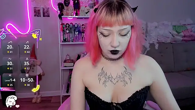 SweetieMollyy online show from 10-27-25, 09:35