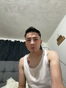 Snapshot of liam_l1 chatting on 01-10-25, 01:42 liam l1 online show from 01-10-25, 01:42