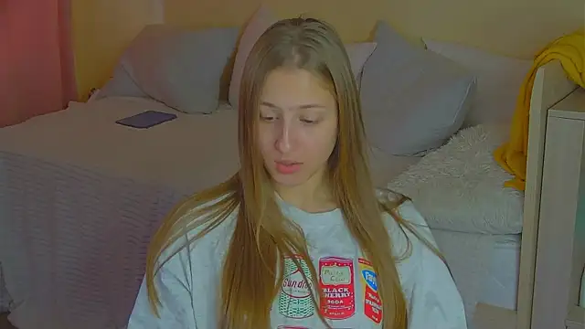 BritneyCruze online show from 10-10-25, 12:37