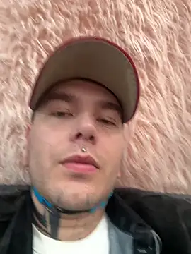 Snapshot of Im_Bryan chatting on 03-06-26, 09:44 Im Bryan online show from 03-06-26, 09:44