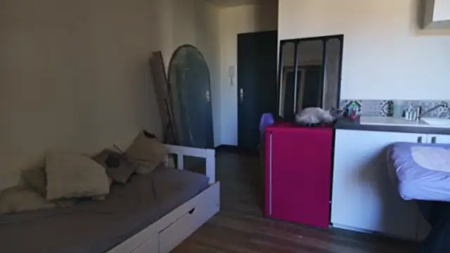 Snapshot of ce_leste__ chatting on 01-12-25, 11:17 ce leste   online show from 01-12-25, 11:17