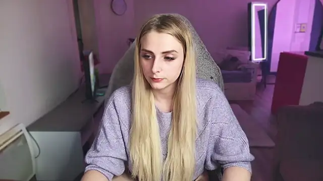 Snapshot of ce_leste__ chatting on 01-31-25, 09:37 ce leste   online show from 01-31-25, 09:37