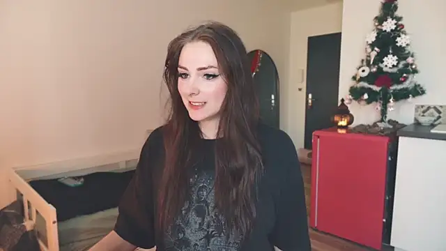 Snapshot of ce_leste__ chatting on 12-14-25, 04:01 ce leste online show from 12-14-25, 04:01