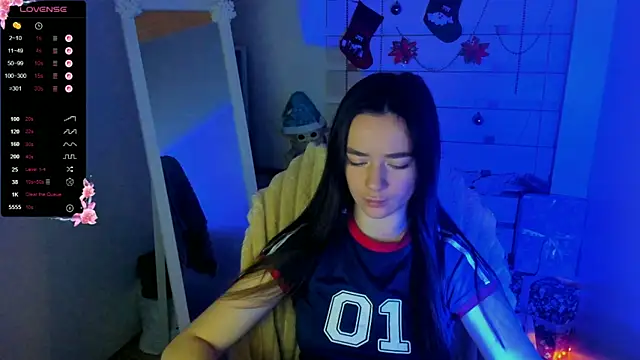 Bella XO online show from 12-20-25, 07:48