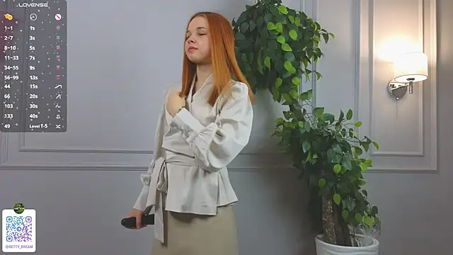 OdetteHarwick online show from 01-02-25, 07:12
