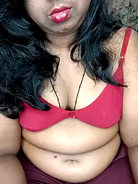 Snapshot of niketa__ chatting on 12-05-24, 03:48 niketa online show from 12-05-24, 03:48