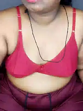 Snapshot of niketa__ chatting on 12-10-24, 03:41 niketa online show from 12-10-24, 03:41