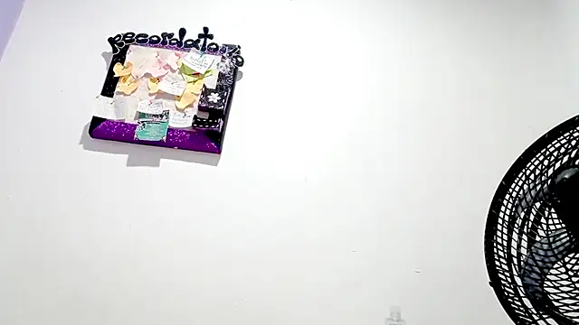 Snapshot of PetiteIvoryQueen19 chatting on 02-24-26, 04:10 PetiteIvoryQueen19 online show from 02-24-26, 04:10