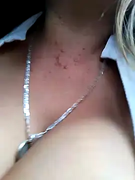 Laura-Hernandez online show from 12-02-24, 06:32