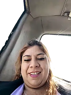 Laura-Hernandez online show from 12-11-24, 03:58