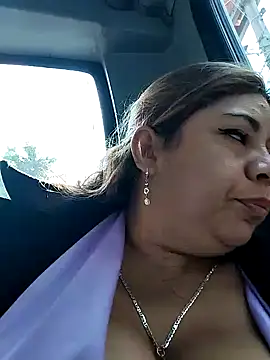 Laura-Hernandez online show from 12-11-24, 07:46