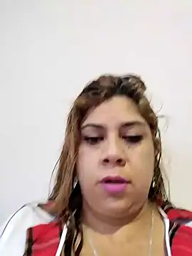 Laura-Hernandez online show from 12-14-24, 10:50