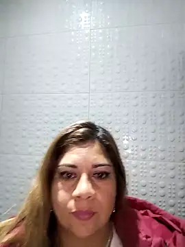 Laura-Hernandez online show from 02-15-25, 12:26
