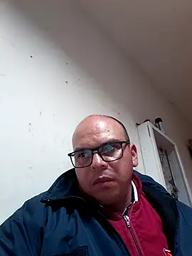 Snapshot of Camilo-31RI chatting on 02-11-26, 04:17 Camilo-31RI online show from 02-11-26, 04:17