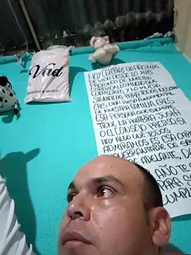 Snapshot of Camilo-31RI chatting on 02-18-26, 01:01 Camilo-31RI online show from 02-18-26, 01:01