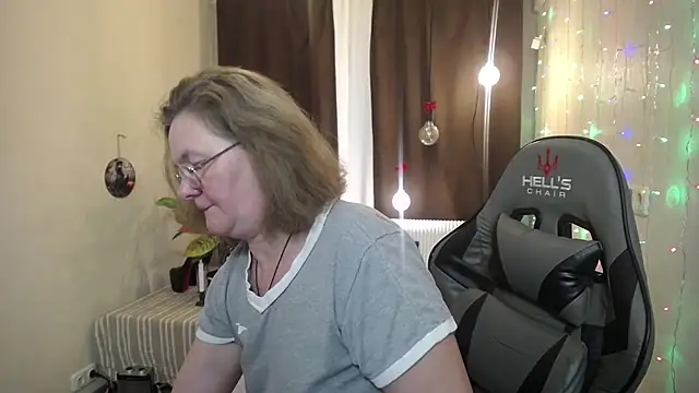 HolyMilfa online show from 01-26-25, 01:36