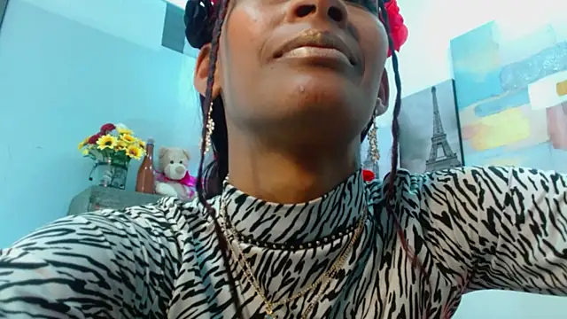 Snapshot of shantal_ray4 chatting on 12-19-24, 05:50 shantal ray4 online show from 12-19-24, 05:50