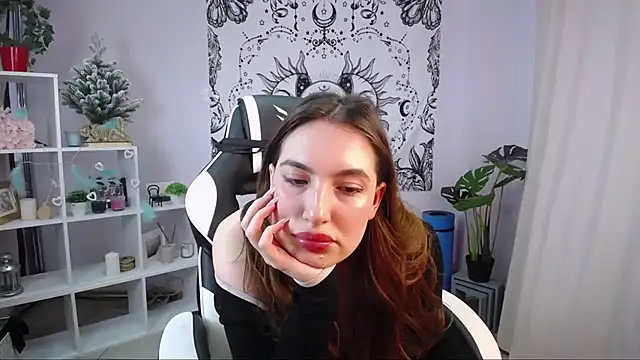 Snapshot of MelissaLovvv chatting on 01-16-25, 08:11 MelissaLovvv online show from 01-16-25, 08:11