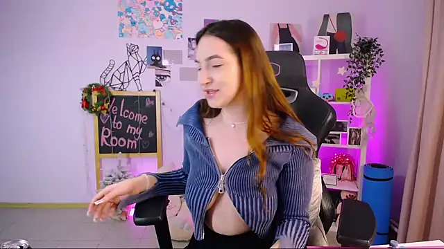 Snapshot of MelissaLovvv chatting on 02-02-25, 03:54 MelissaLovvv online show from 02-02-25, 03:54