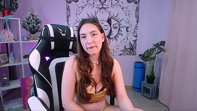 Snapshot of MelissaLovvv chatting on 02-04-25, 10:10 MelissaLovvv online show from 02-04-25, 10:10