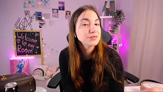 Snapshot of MelissaLovvv chatting on 02-14-25, 01:45 MelissaLovvv online show from 02-14-25, 01:45