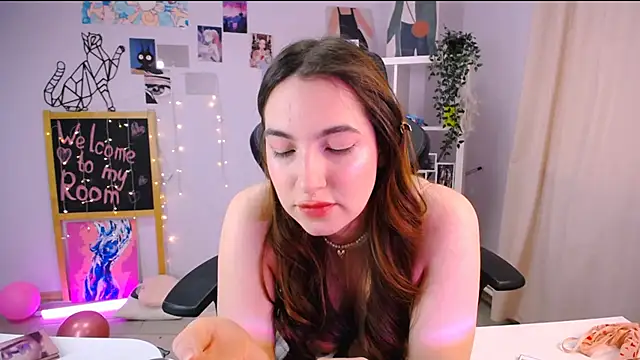 Snapshot of MelissaLovvv chatting on 02-28-25, 08:09 MelissaLovvv online show from 02-28-25, 08:09