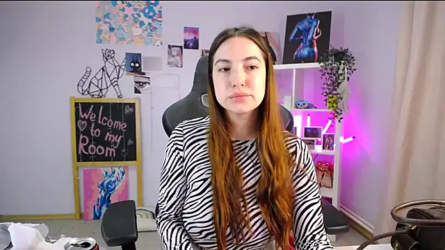 Snapshot of MelissaLovvv chatting on 03-23-25, 03:21 MelissaLovvv online show from 03-23-25, 03:21