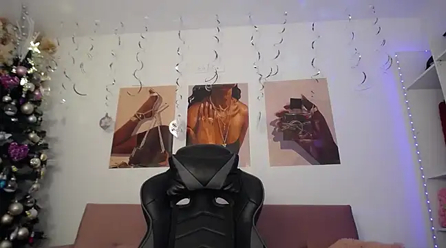 catalinapalencia online show from 12-06-24, 06:39