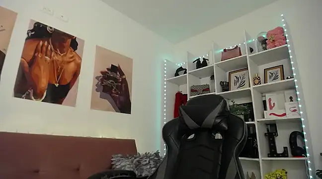 catalinapalencia online show from 01-07-25, 12:03