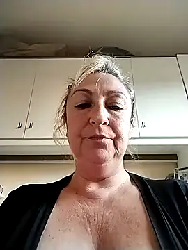 beatricesexy online show from 12-25-24, 08:07