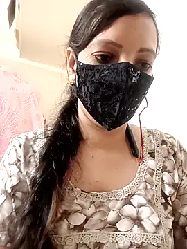 Snapshot of Sahana_Telugu_Girl chatting on 01-07-25, 05:54 Sahana Telugu Girl online show from 01-07-25, 05:54