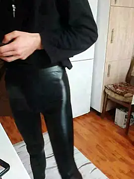 S3rgybisex online show from 10-04-25, 08:12