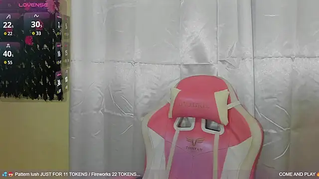 sweetieandjuicyy online show from 10-27-25, 01:04