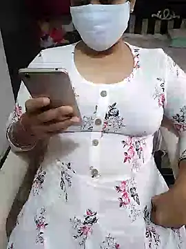 Snapshot of aliseanu chatting on 01-13-25, 05:44 aliseanu online show from 01-13-25, 05:44