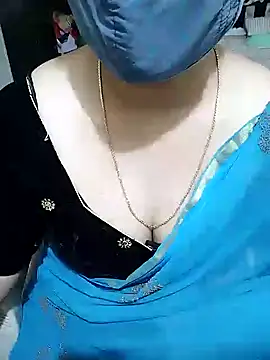 Snapshot of aliseanu chatting on 01-18-25, 02:25 aliseanu online show from 01-18-25, 02:25