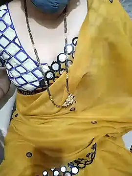 Snapshot of aliseanu chatting on 02-07-25, 01:11 aliseanu online show from 02-07-25, 01:11