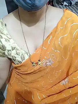 Snapshot of aliseanu chatting on 02-15-25, 05:51 aliseanu online show from 02-15-25, 05:51