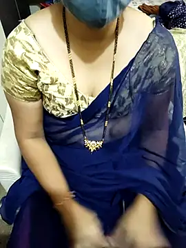 Snapshot of aliseanu chatting on 03-01-25, 10:45 aliseanu online show from 03-01-25, 10:45