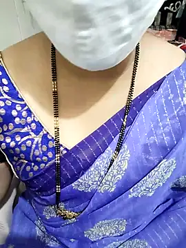 Snapshot of aliseanu chatting on 10-05-25, 07:17 aliseanu online show from 10-05-25, 07:17