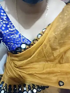 Snapshot of aliseanu chatting on 11-25-25, 05:29 aliseanu online show from 11-25-25, 05:29