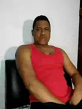 latinblack01 online show from 12-11-24, 04:39