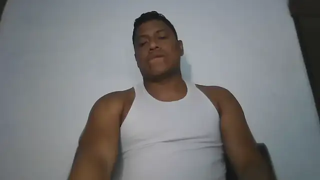 latinblack01 online show from 11-08-25, 03:56