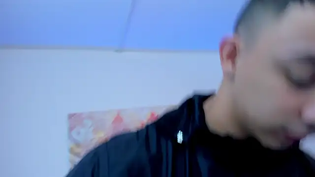 Snapshot of Samuel_Up chatting on 10-16-25, 04:24 Samuel Up online show from 10-16-25, 04:24