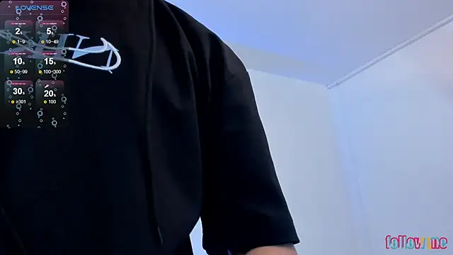 Snapshot of Samuel_Up chatting on 11-01-25, 03:52 Samuel Up online show from 11-01-25, 03:52