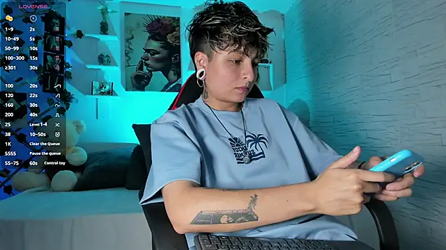 Snapshot of ZuryRamirez_ chatting on 11-02-25, 09:28 ZuryRamirez online show from 11-02-25, 09:28