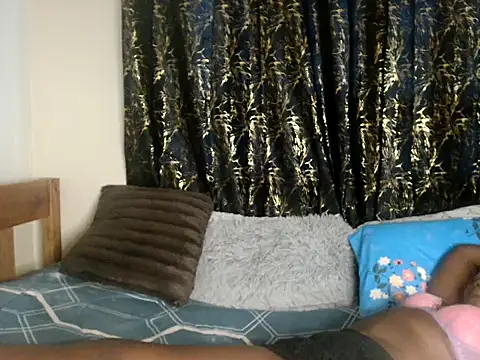 Sexxy prity25 online show from 11-22-25, 03:27