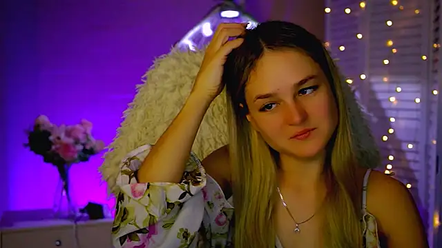 DeboraLarson online show from 12-02-25, 03:56