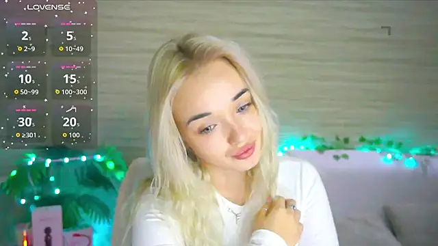 Ashley S online show from 09-28-25, 10:04