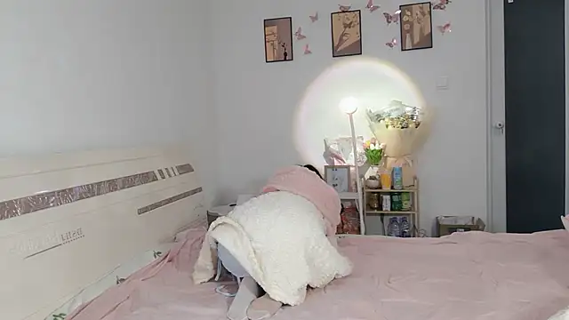 Luminous163 online show from 03-03-25, 04:14