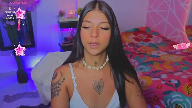 CoralRigan online show from 12-23-25, 04:32